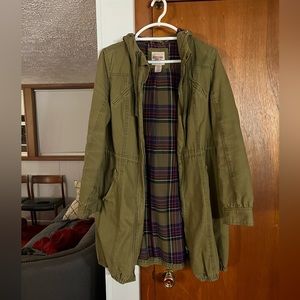 Green lightweight jacket
